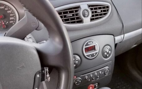Renault Clio III, 2008 год, 600 000 рублей, 6 фотография