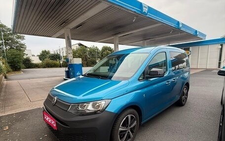 Volkswagen Caddy IV, 2022 год, 3 000 000 рублей, 1 фотография