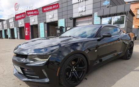 Chevrolet Camaro VI, 2016 год, 2 770 000 рублей, 2 фотография