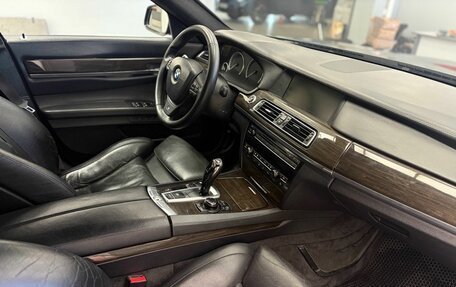 BMW 7 серия, 2009 год, 690 000 рублей, 17 фотография