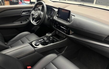 Nissan Rogue, 2020 год, 2 790 000 рублей, 24 фотография
