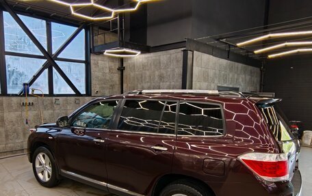 Toyota Highlander III, 2012 год, 2 320 000 рублей, 7 фотография