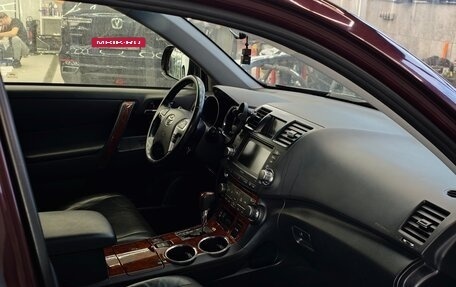 Toyota Highlander III, 2012 год, 2 320 000 рублей, 12 фотография