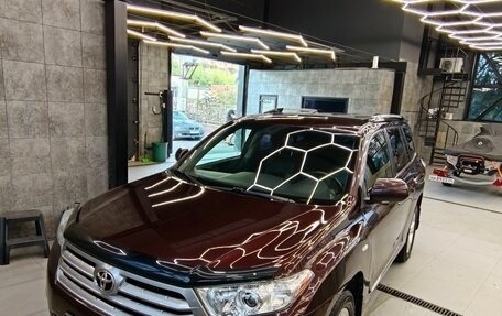 Toyota Highlander III, 2012 год, 2 320 000 рублей, 3 фотография