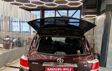 Toyota Highlander III, 2012 год, 2 320 000 рублей, 8 фотография