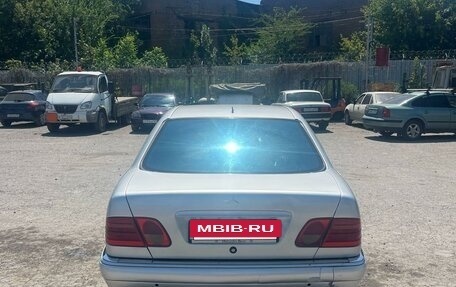 Mercedes-Benz E-Класс, 1999 год, 376 000 рублей, 4 фотография