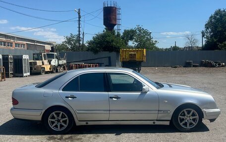 Mercedes-Benz E-Класс, 1999 год, 376 000 рублей, 8 фотография