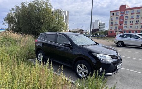 Toyota RAV4, 2013 год, 2 200 000 рублей, 2 фотография