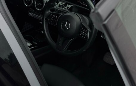 Mercedes-Benz A-Класс, 2018 год, 1 640 000 рублей, 10 фотография