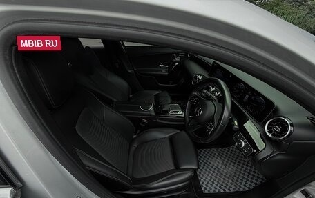 Mercedes-Benz A-Класс, 2018 год, 1 640 000 рублей, 11 фотография