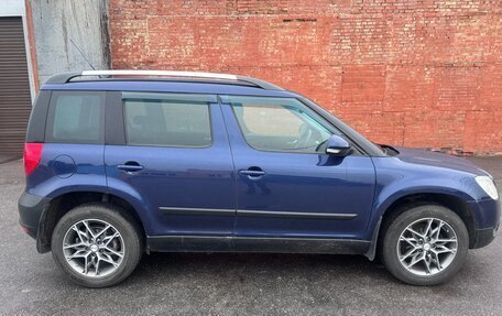 Skoda Yeti I рестайлинг, 2011 год, 600 000 рублей, 2 фотография