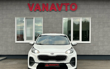 KIA Sportage IV рестайлинг, 2020 год, 2 490 000 рублей, 2 фотография