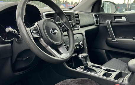 KIA Sportage IV рестайлинг, 2020 год, 2 490 000 рублей, 9 фотография