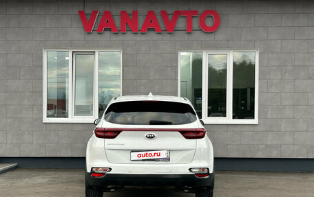 KIA Sportage IV рестайлинг, 2020 год, 2 490 000 рублей, 6 фотография