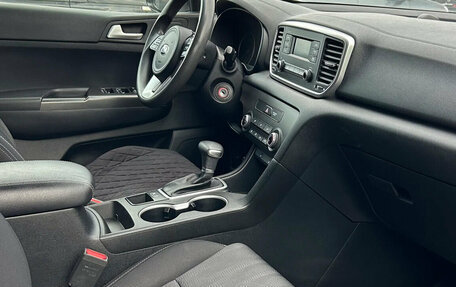 KIA Sportage IV рестайлинг, 2020 год, 2 490 000 рублей, 14 фотография
