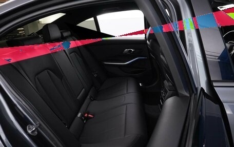 BMW 3 серия, 2021 год, 2 999 021 рублей, 7 фотография