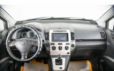 Toyota Corolla Verso I, 2005 год, 629 000 рублей, 12 фотография