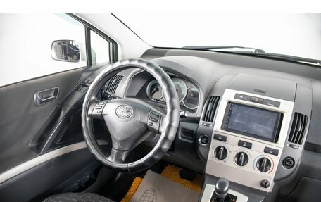 Toyota Corolla Verso I, 2005 год, 629 000 рублей, 11 фотография