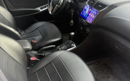 Hyundai Solaris II рестайлинг, 2012 год, 750 000 рублей, 9 фотография