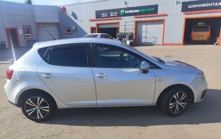 SEAT Ibiza IV рестайлинг 2, 2012 год, 590 000 рублей, 3 фотография