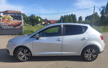 SEAT Ibiza IV рестайлинг 2, 2012 год, 590 000 рублей, 2 фотография
