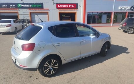 SEAT Ibiza IV рестайлинг 2, 2012 год, 590 000 рублей, 4 фотография