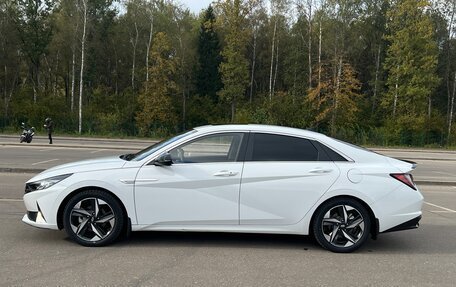 Hyundai Elantra, 2021 год, 1 850 000 рублей, 10 фотография