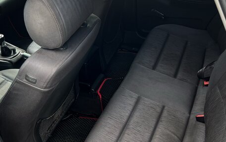 Audi A4, 1999 год, 350 000 рублей, 6 фотография
