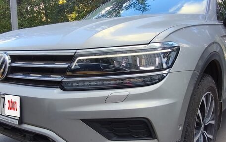 Volkswagen Tiguan II, 2020 год, 3 400 000 рублей, 6 фотография