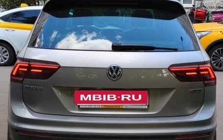 Volkswagen Tiguan II, 2020 год, 3 400 000 рублей, 7 фотография