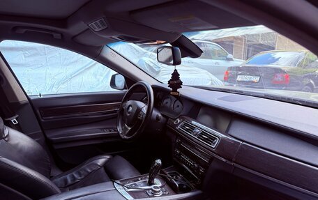 BMW 7 серия, 2010 год, 1 050 000 рублей, 6 фотография