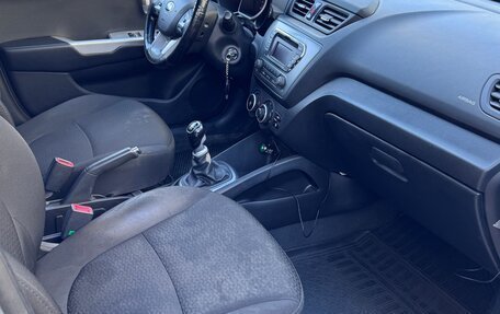 KIA Rio III рестайлинг, 2014 год, 750 000 рублей, 10 фотография