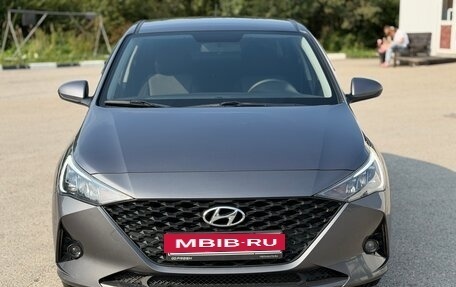 Hyundai Solaris II рестайлинг, 2021 год, 1 520 000 рублей, 2 фотография