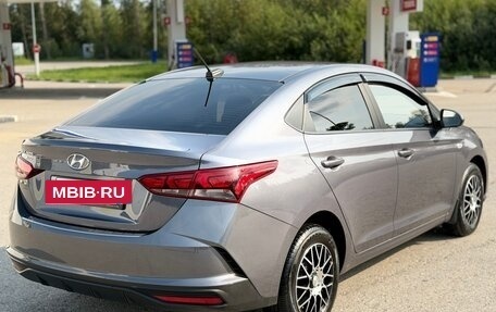 Hyundai Solaris II рестайлинг, 2021 год, 1 520 000 рублей, 5 фотография