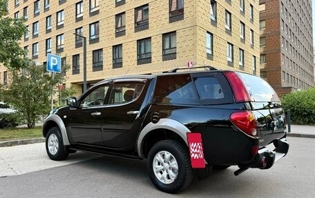 Mitsubishi L200 IV рестайлинг, 2012 год, 1 549 000 рублей, 4 фотография