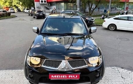 Mitsubishi L200 IV рестайлинг, 2012 год, 1 549 000 рублей, 3 фотография