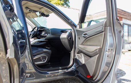 Geely Tugella FY11, 2021 год, 2 300 000 рублей, 7 фотография