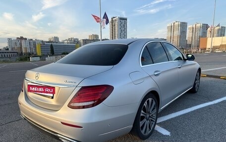 Mercedes-Benz E-Класс, 2017 год, 4 300 000 рублей, 6 фотография