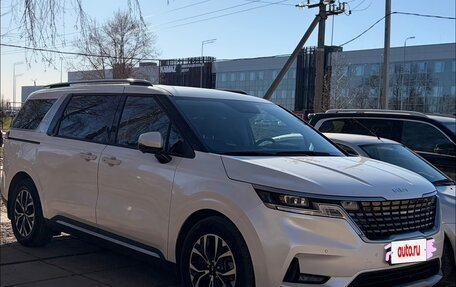 KIA Carnival, 2022 год, 5 800 000 рублей, 3 фотография