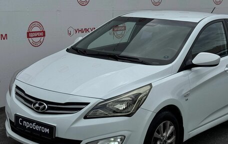 Hyundai Solaris II рестайлинг, 2015 год, 999 000 рублей, 12 фотография