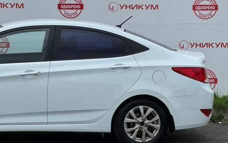 Hyundai Solaris II рестайлинг, 2015 год, 999 000 рублей, 14 фотография