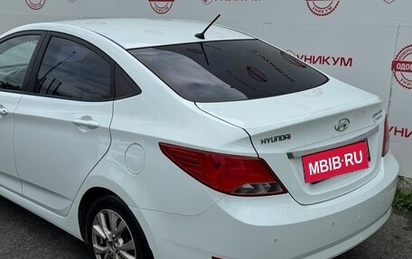 Hyundai Solaris II рестайлинг, 2015 год, 999 000 рублей, 15 фотография
