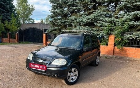 Chevrolet Niva I рестайлинг, 2009 год, 289 000 рублей, 3 фотография
