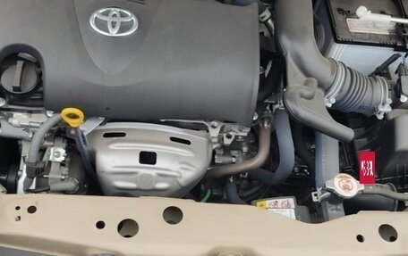 Toyota Sienta II, 2022 год, 1 800 000 рублей, 13 фотография
