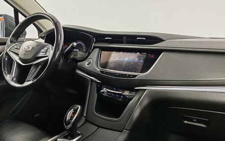 Cadillac XT5 I рестайлинг, 2017 год, 2 449 000 рублей, 20 фотография