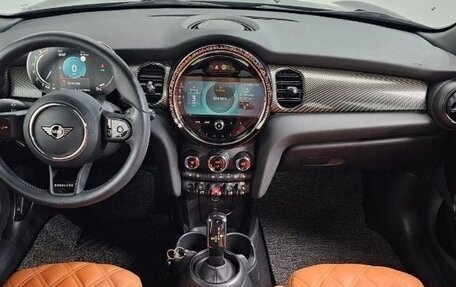 MINI Cabrio, 2022 год, 2 700 000 рублей, 9 фотография