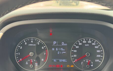 KIA Rio IV, 2021 год, 1 720 000 рублей, 10 фотография