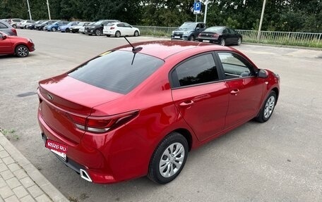 KIA Rio IV, 2021 год, 1 720 000 рублей, 4 фотография
