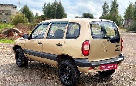 Chevrolet Niva I рестайлинг, 2004 год, 250 000 рублей, 7 фотография