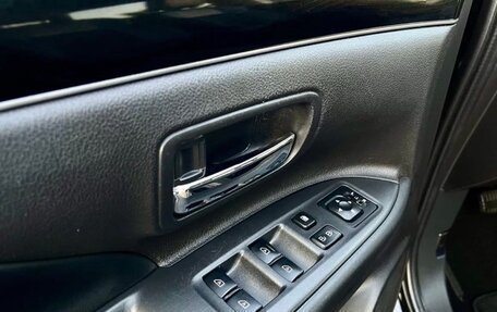 Mitsubishi Outlander III рестайлинг 3, 2019 год, 1 380 000 рублей, 12 фотография
